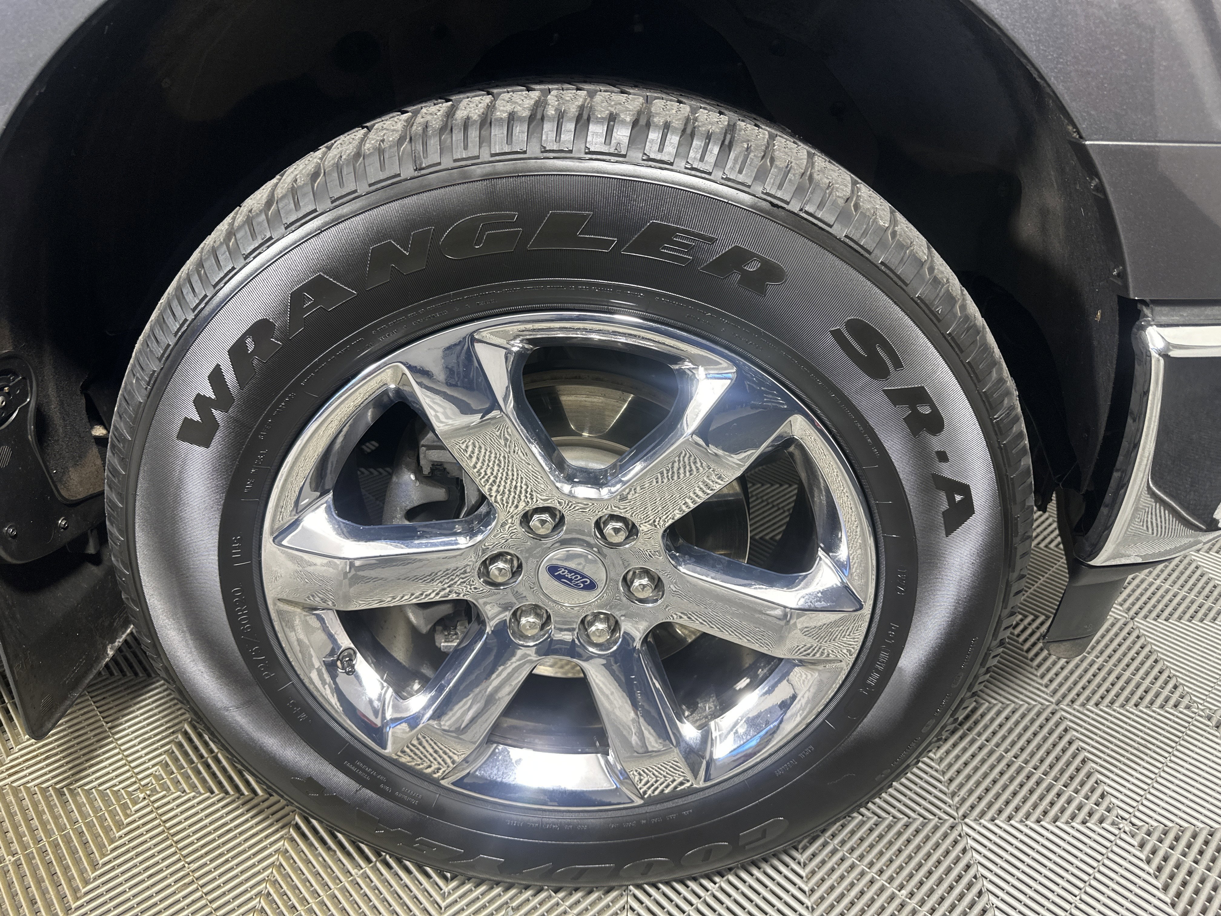 Certified 2022 Ford F150 XLT w/ Equipment Group 302A High image 28