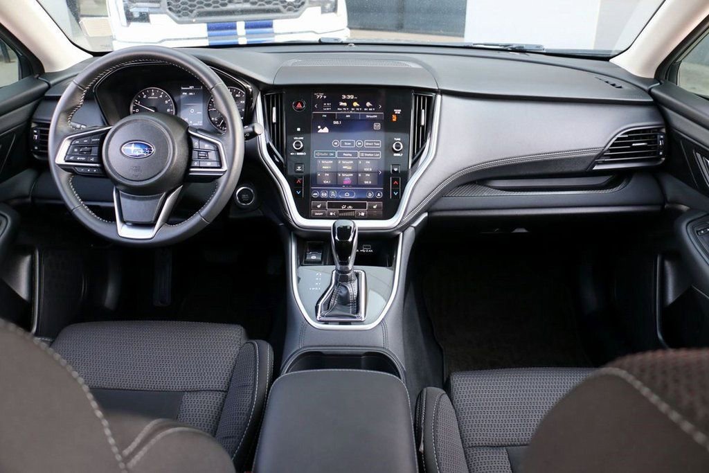 Used 2025 Subaru Outback Premium image 25