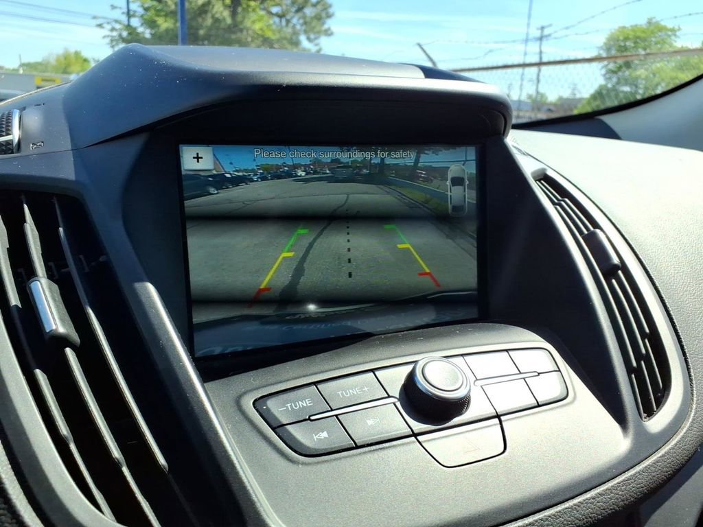 Certified 2019 Ford Escape SEL AWD/4WD image 18