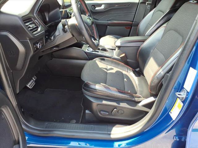 Certified 2023 Ford Escape ST-Line Select AWD/4WD image 8