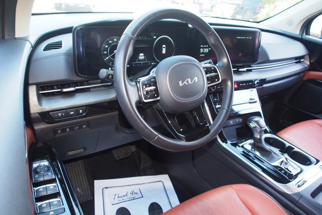 Used 2024 Kia Carnival SX FWD image 20
