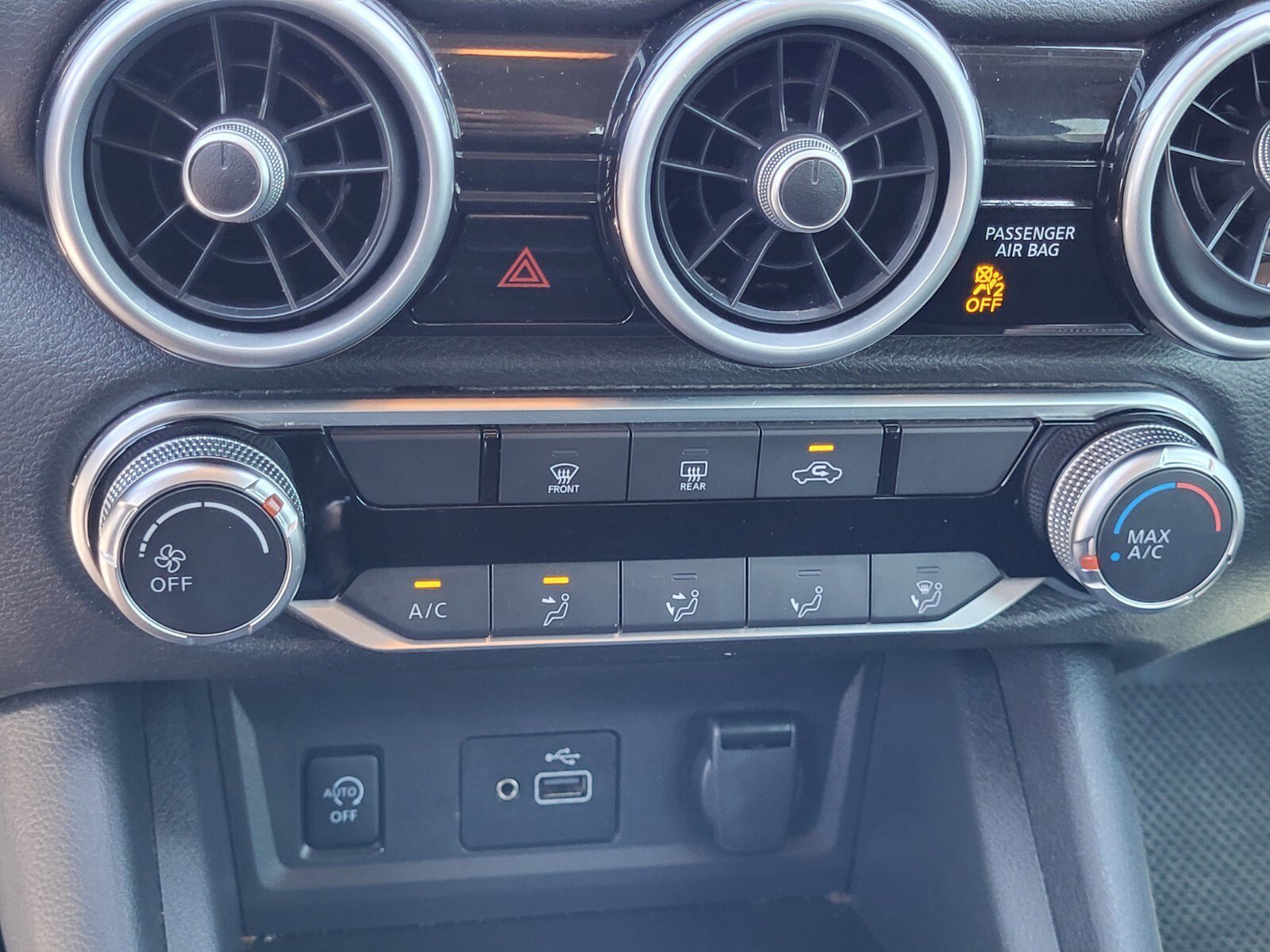 Used 2025 Nissan Sentra S image 22