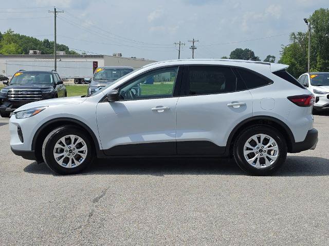 Certified 2025 Ford Escape Active w/ Tech Pack #1 FWD image 4