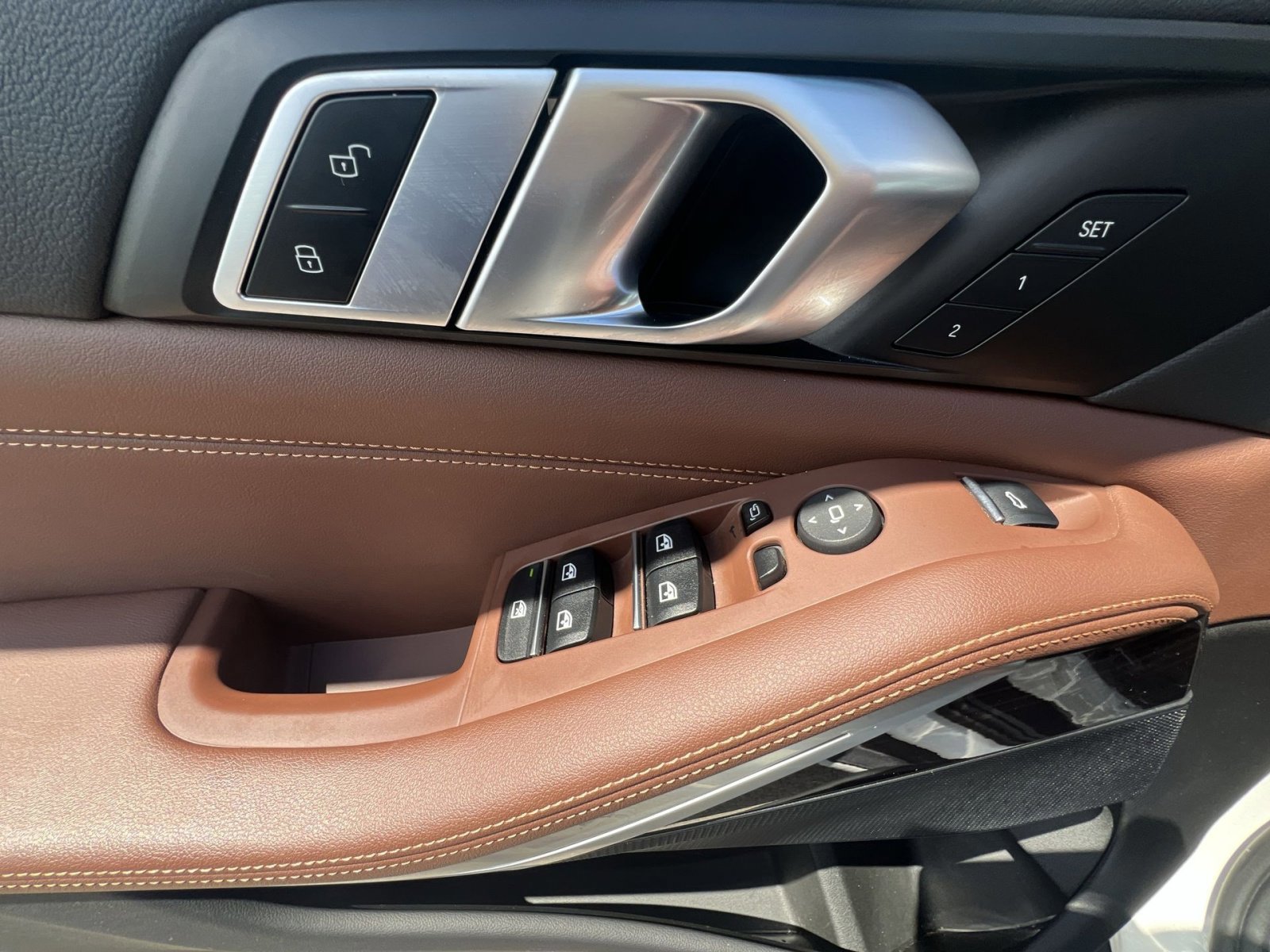 Used 2023 BMW X5 xDrive40i w/ Parking Assistance Package AWD/4WD image 23