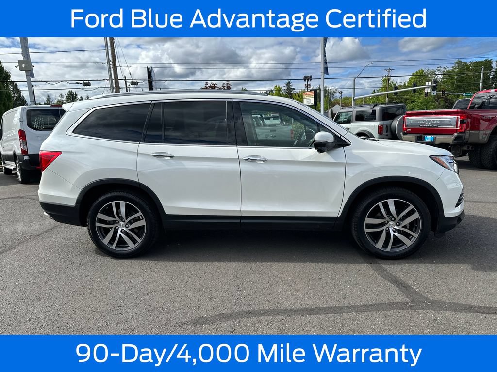 Used 2017 Honda Pilot Touring image 9