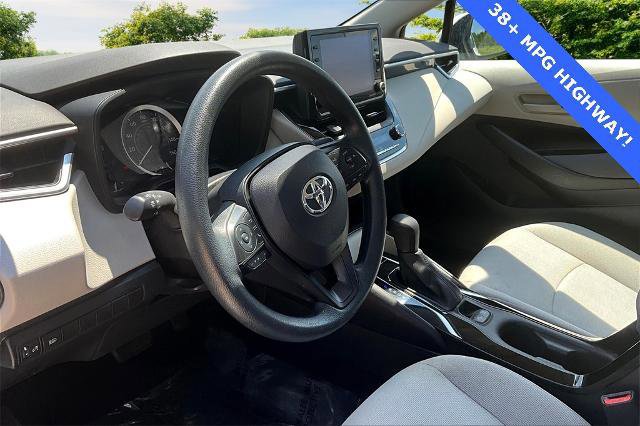 Used 2022 Toyota Corolla LE image 14