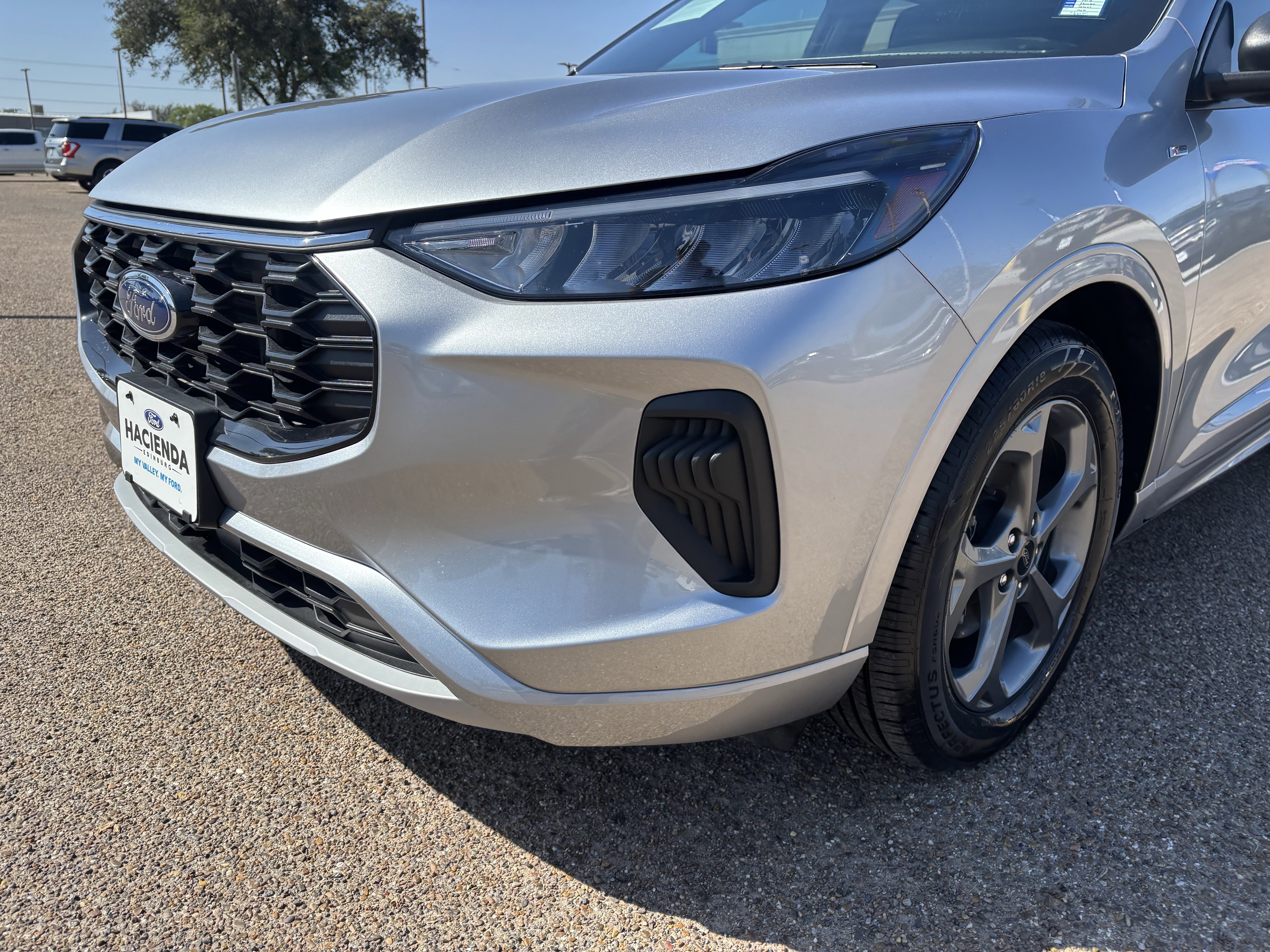 Certified 2023 Ford Escape ST-Line w/ Tech Pack #1 image 12