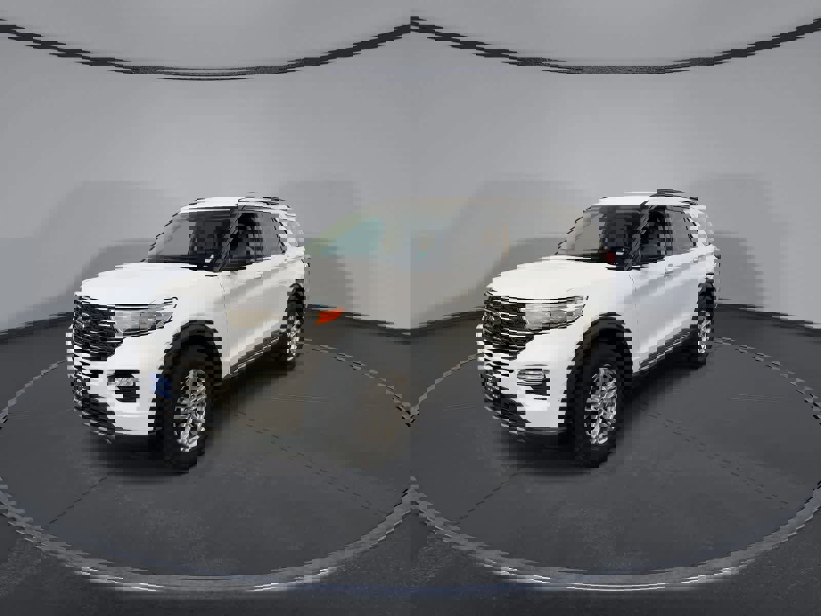 Certified 2020 Ford Explorer XLT w/ Equipment Group 202A image 8