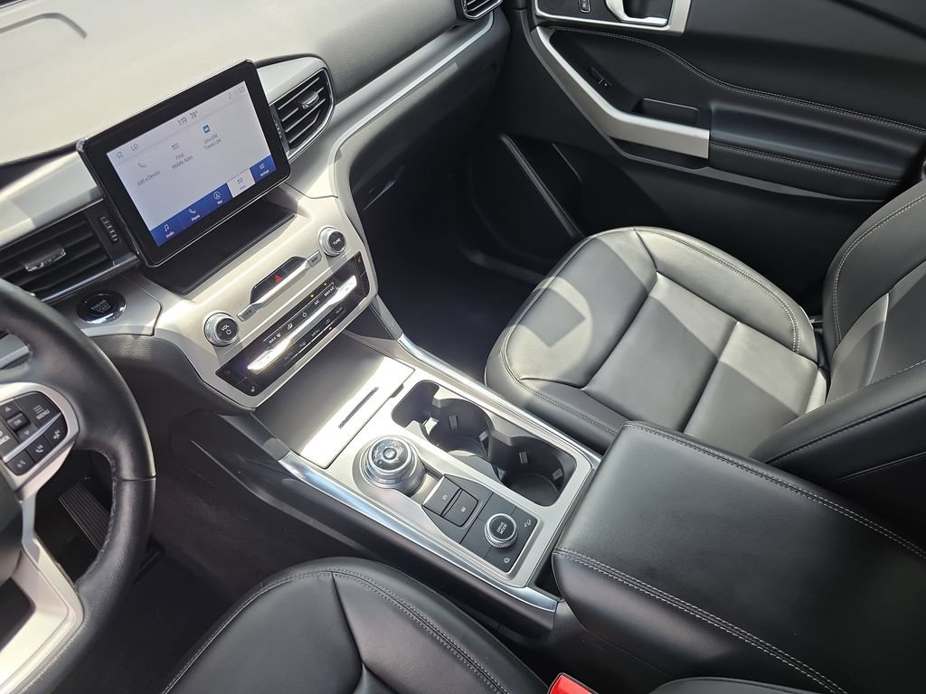 Certified 2023 Ford Explorer XLT w/ Equipment Group 202A AWD/4WD image 23