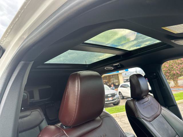 Certified 2022 Ford Explorer Platinum w/ Equipment Group 601A AWD/4WD image 28