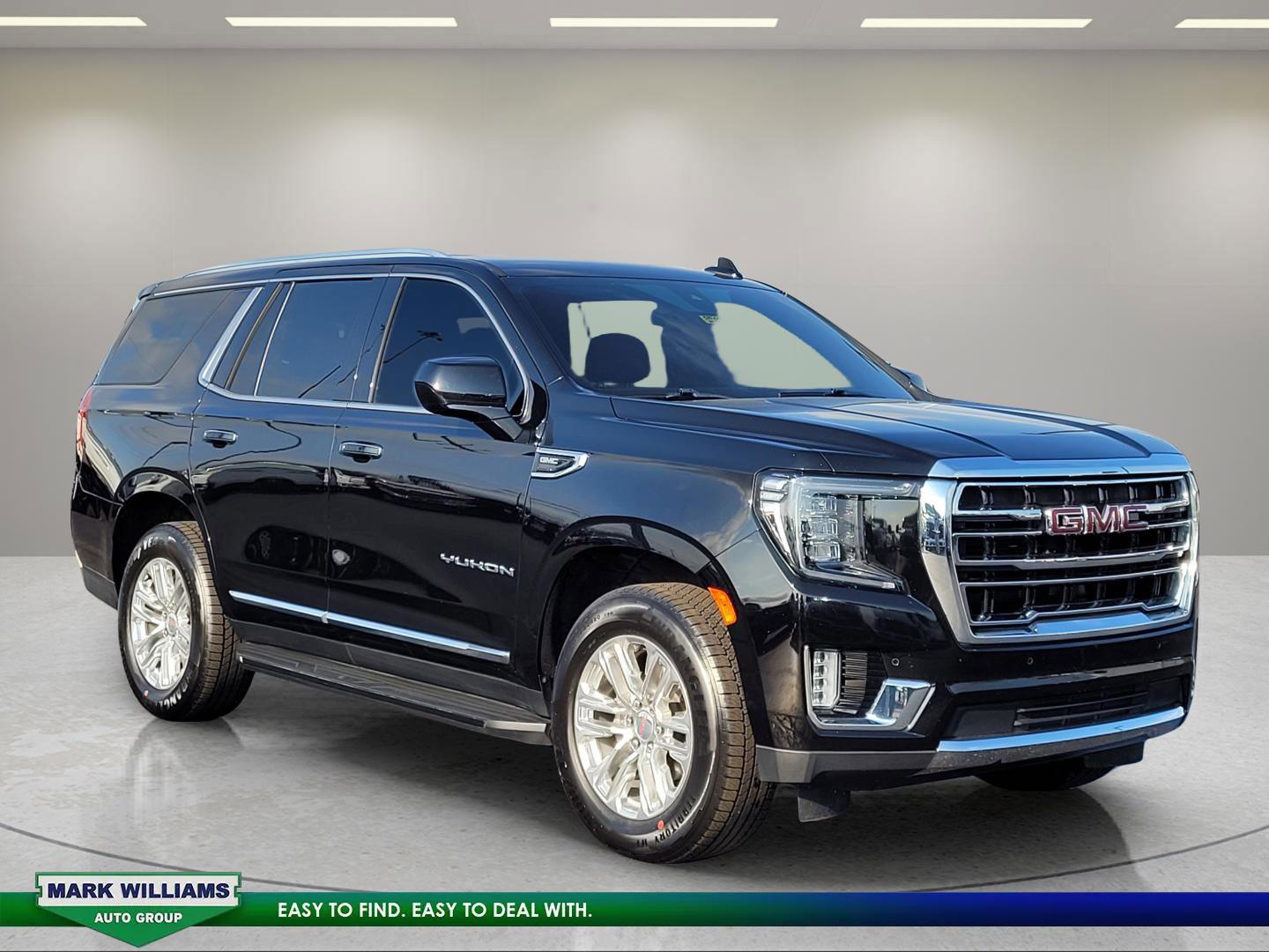 Used 2021 GMC Yukon SLT AWD/4WD image 1