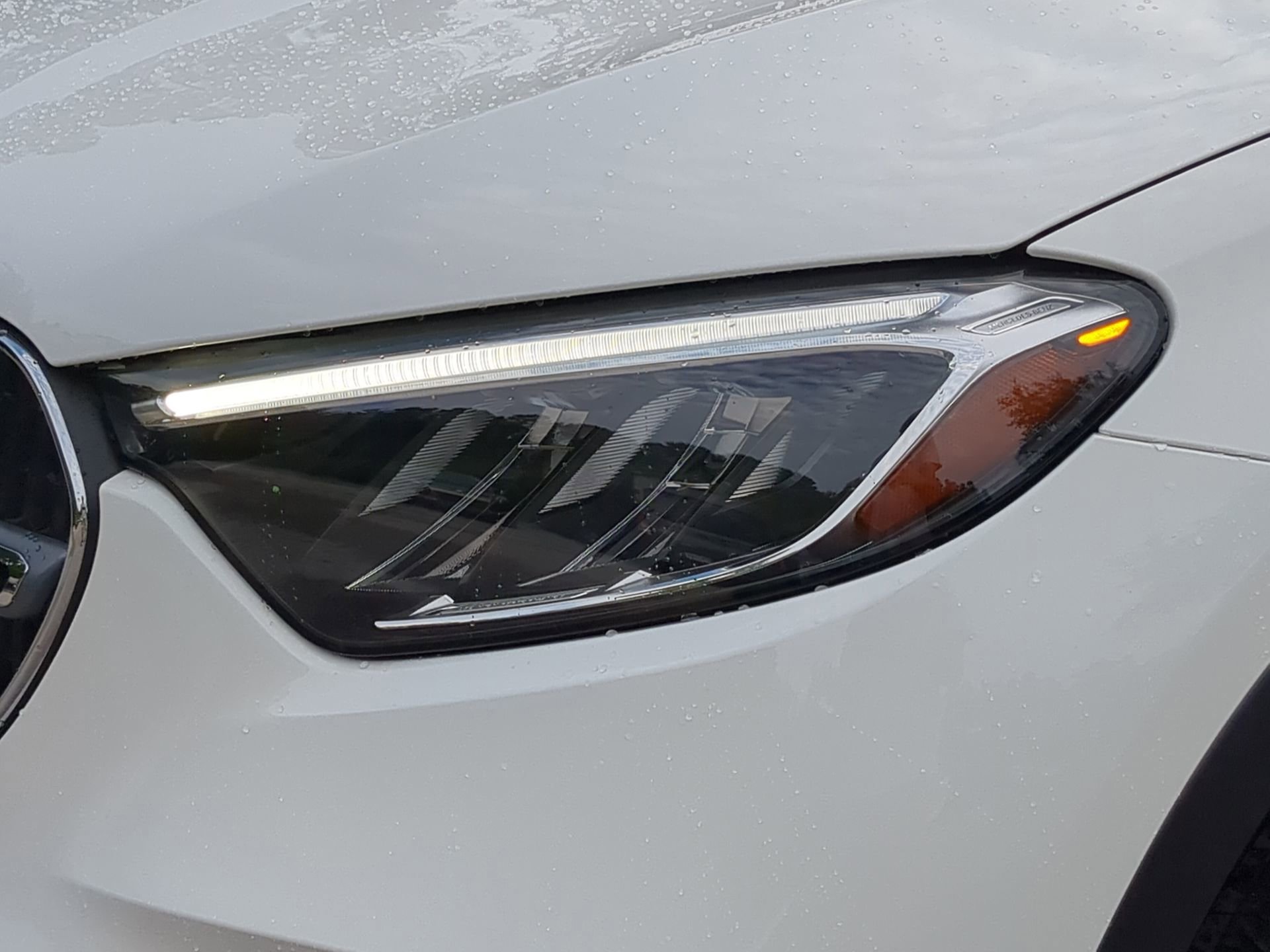 Used 2025 Mercedes-Benz GLC 300 image 44