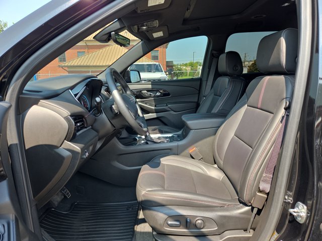 Used 2023 Chevrolet Traverse RS AWD/4WD image 10