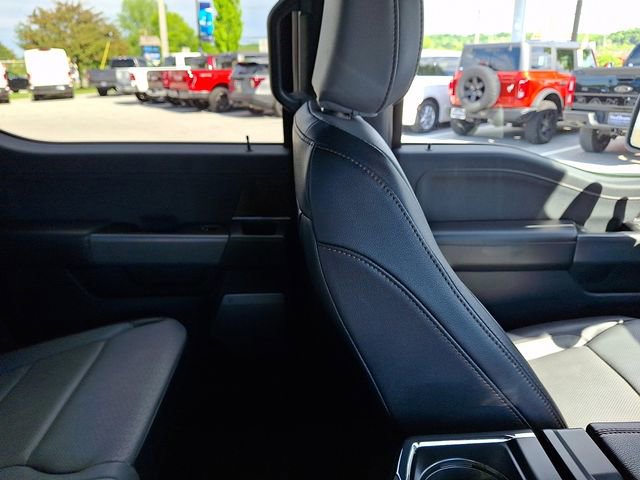 Certified 2022 Ford F150 Lightning Lariat AWD/4WD image 19