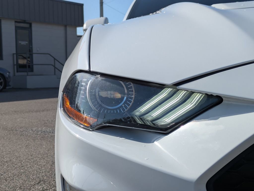 Certified 2022 Ford Mustang Coupe RWD image 10