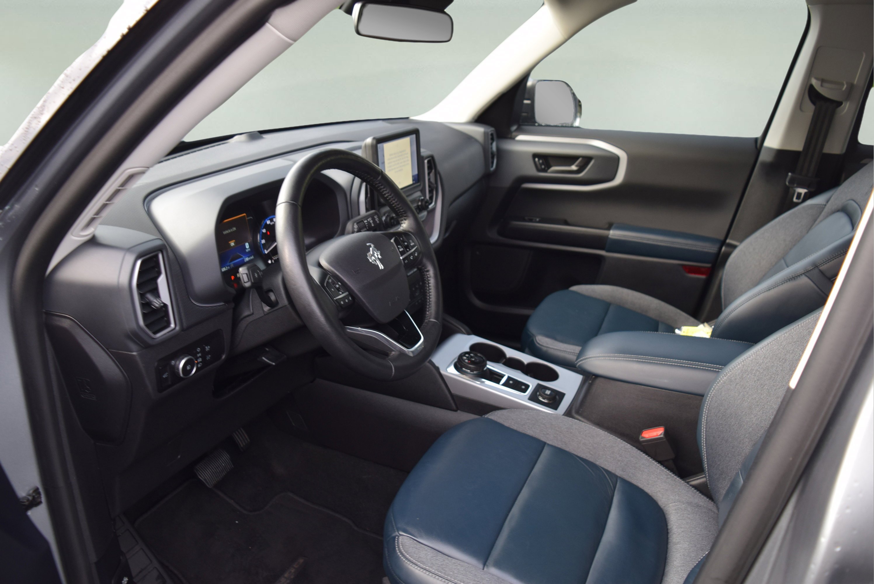 Certified 2023 Ford Bronco Sport Outer Banks image 8