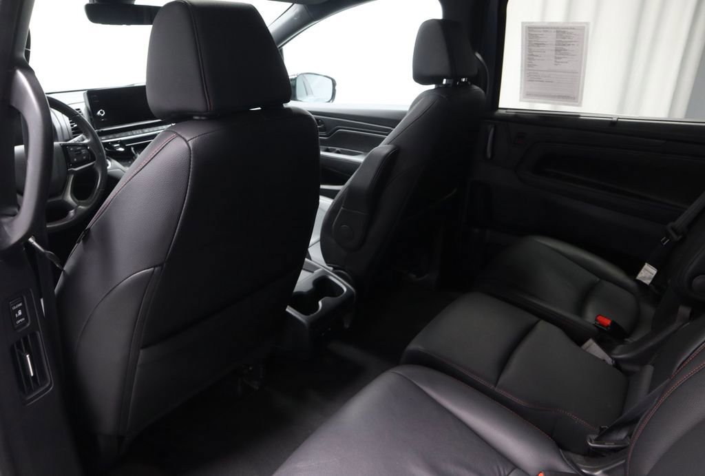 Used 2025 Honda Odyssey Sport-L image 21