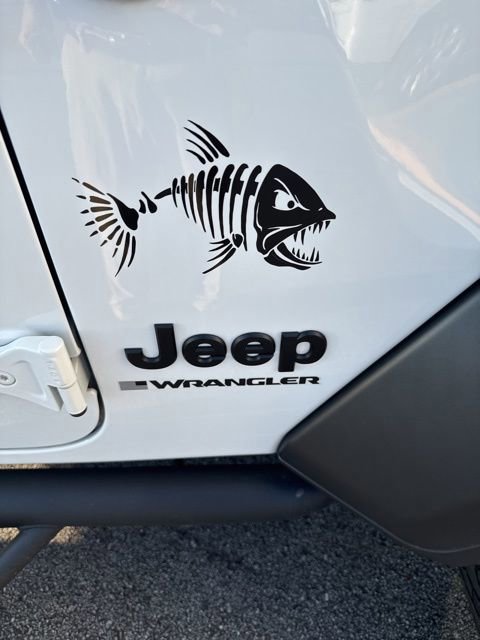 Used 2023 Jeep Wrangler Sport image 10