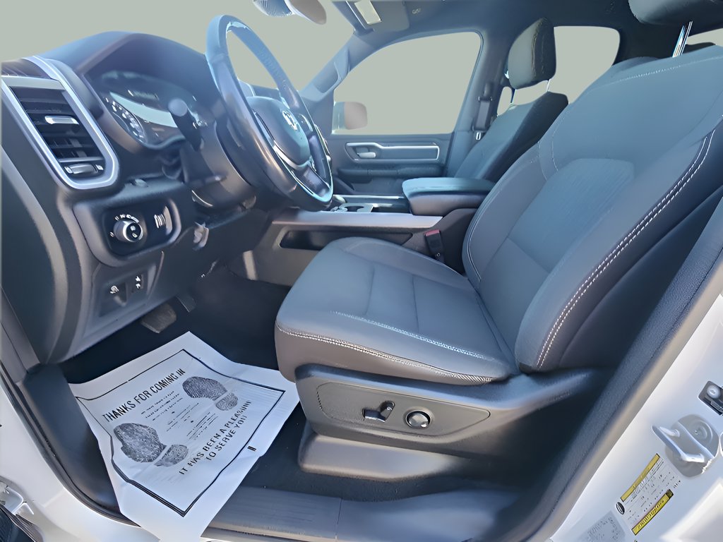Used 2022 RAM 1500 Big Horn w/ Night Edition AWD/4WD image 17