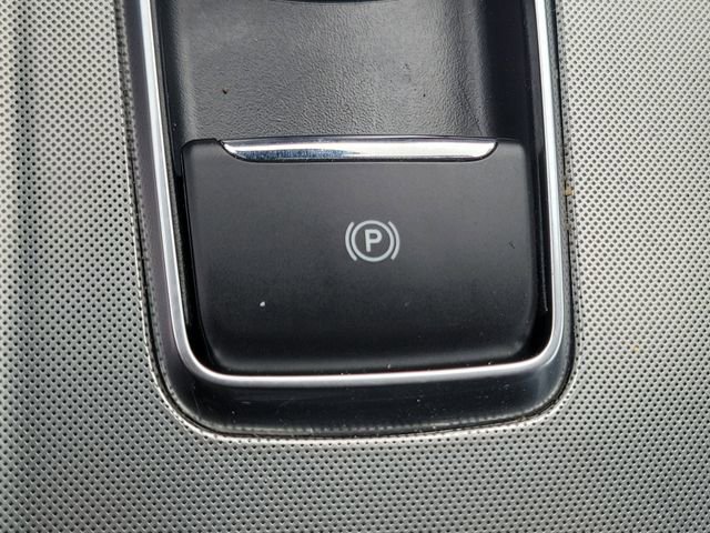 Certified 2022 Ford Edge SEL image 17