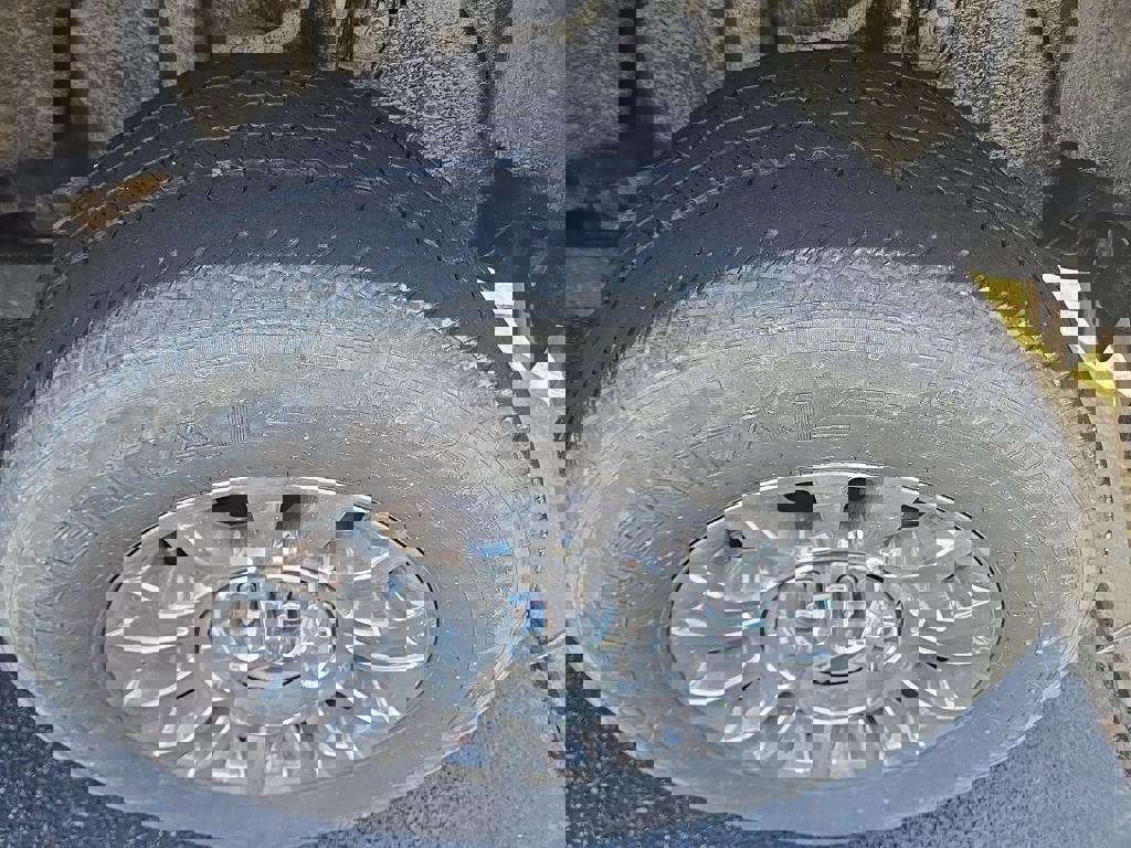 Certified 2022 Ford F250 XLT w/ XLT Premium Package image 7