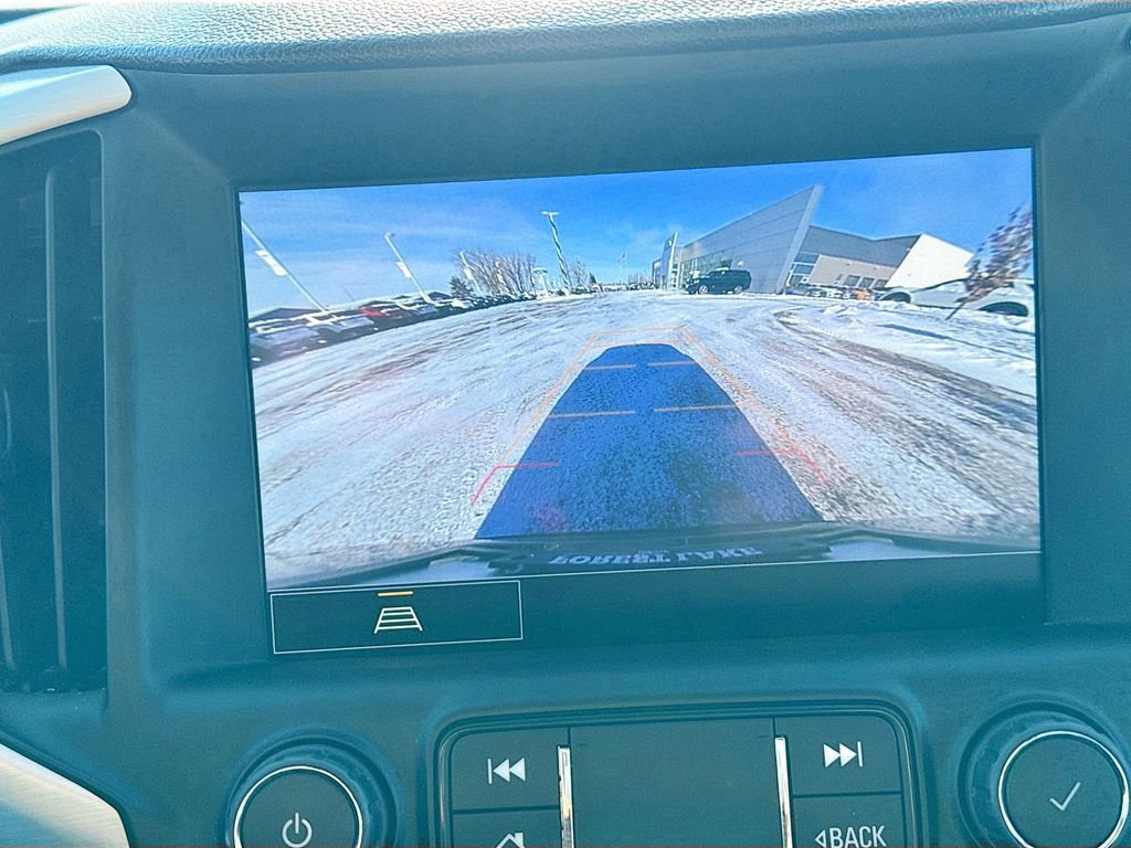 Used 2024 GMC Terrain SLT AWD/4WD image 11