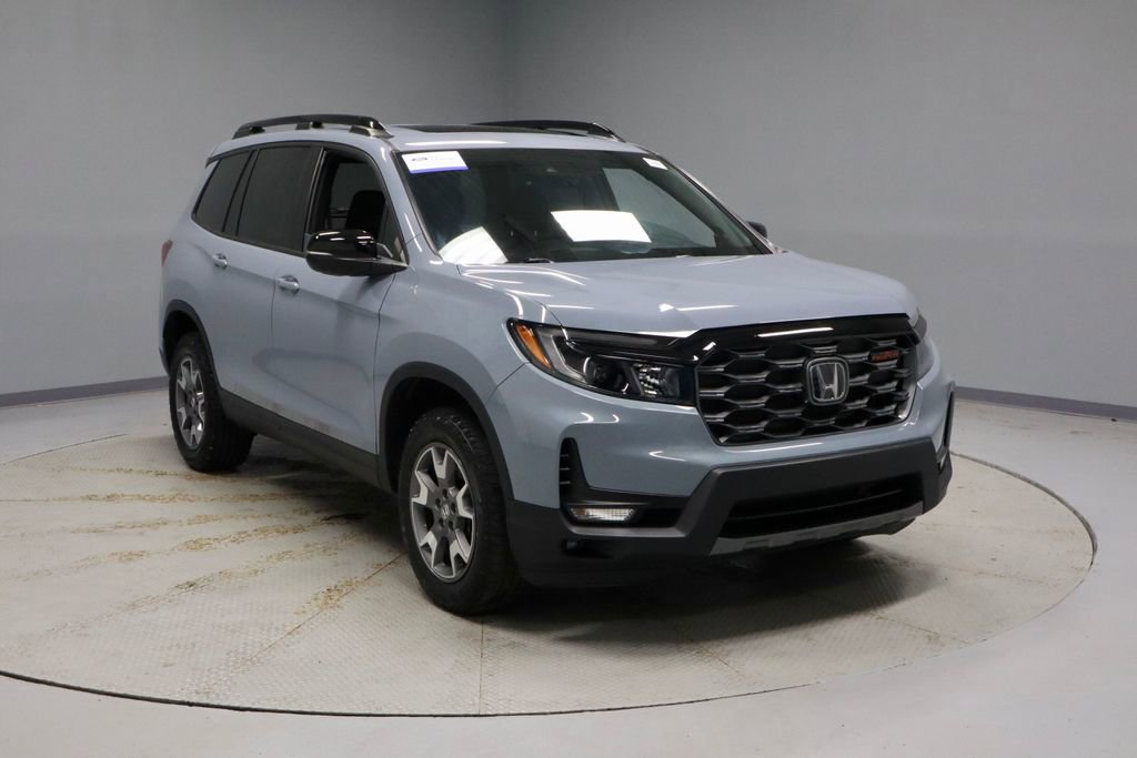 Used 2022 Honda Passport TrailSport image 1