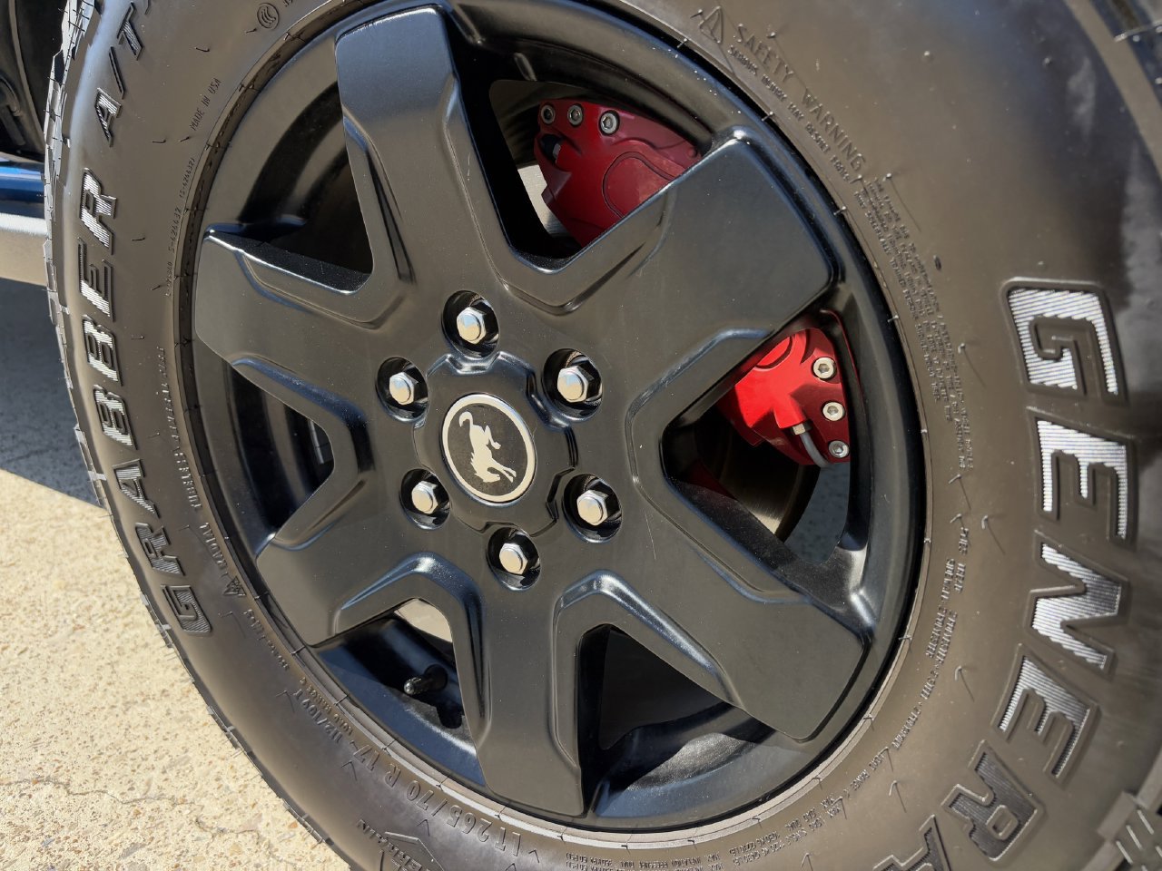 Certified 2024 Ford Bronco Black Diamond AWD/4WD image 11
