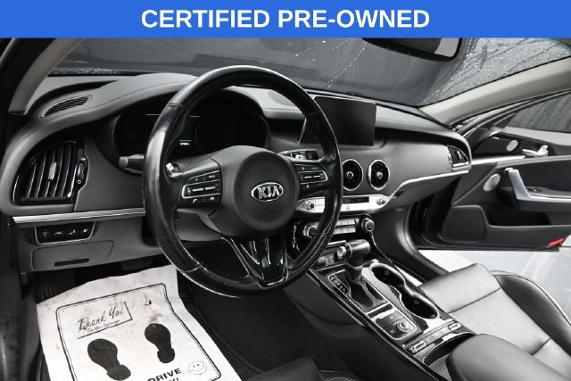 Used 2018 Kia Stinger Premium AWD/4WD image 16