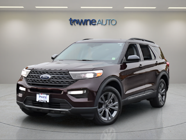 Certified 2023 Ford Explorer XLT w/ Equipment Group 202A AWD/4WD image 10
