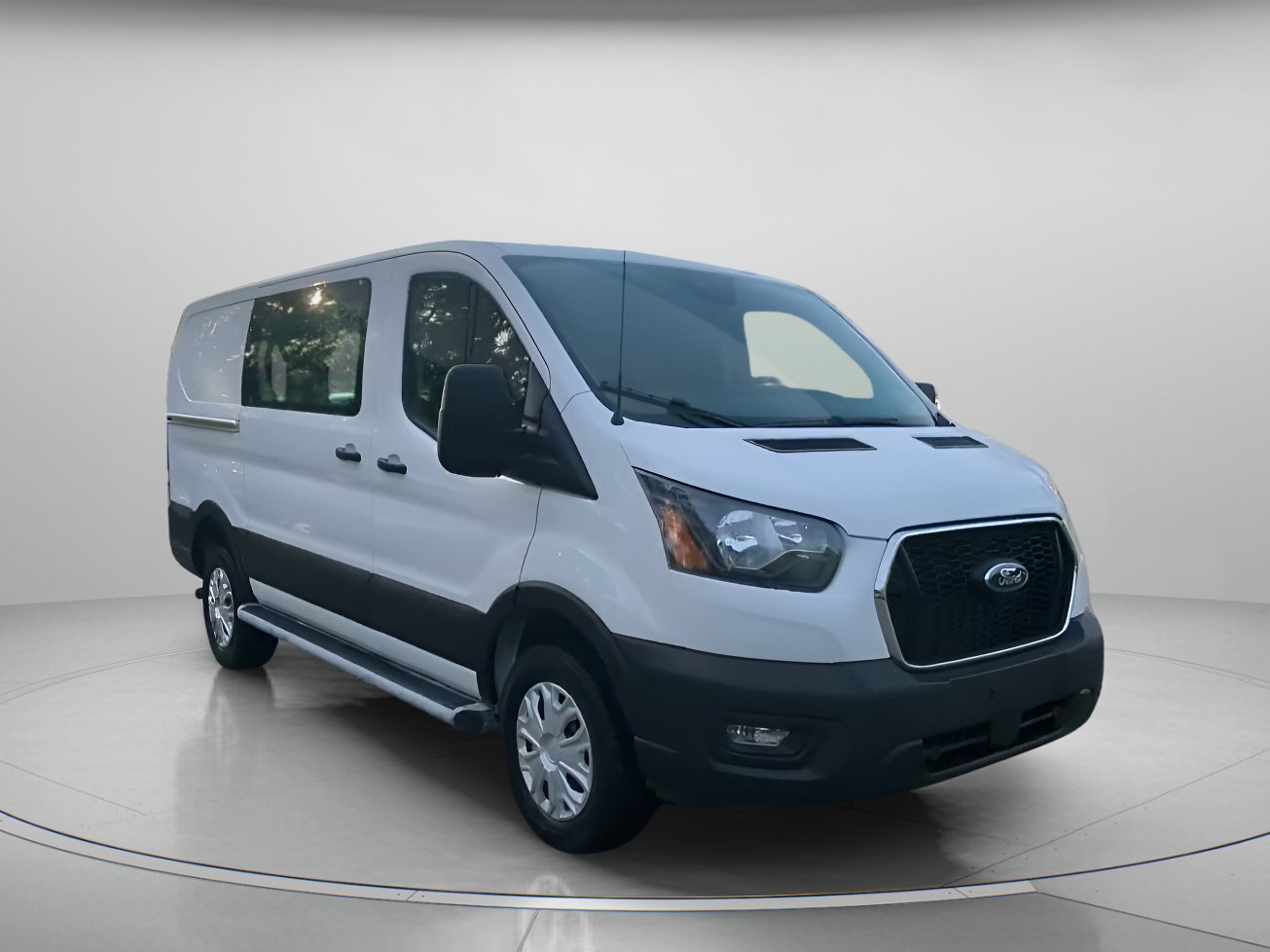 Certified 2025 Ford Transit 250 Low Roof w/ Exterior Upgrade Package RWD image 36