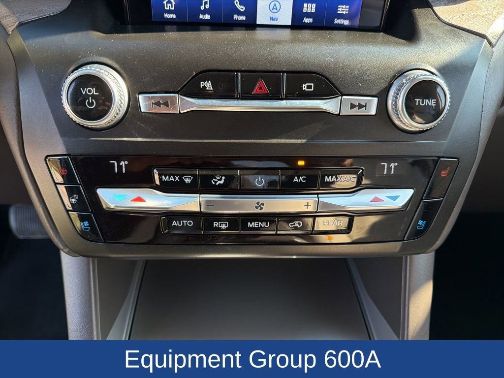 Certified 2020 Ford Explorer Platinum w/ Premium Technology Package image 26