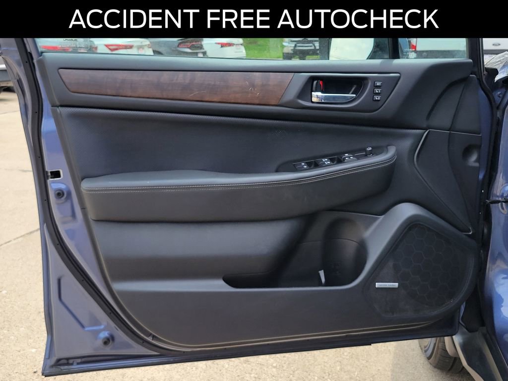 Used 2017 Subaru Outback 2.5i Limited AWD/4WD image 18
