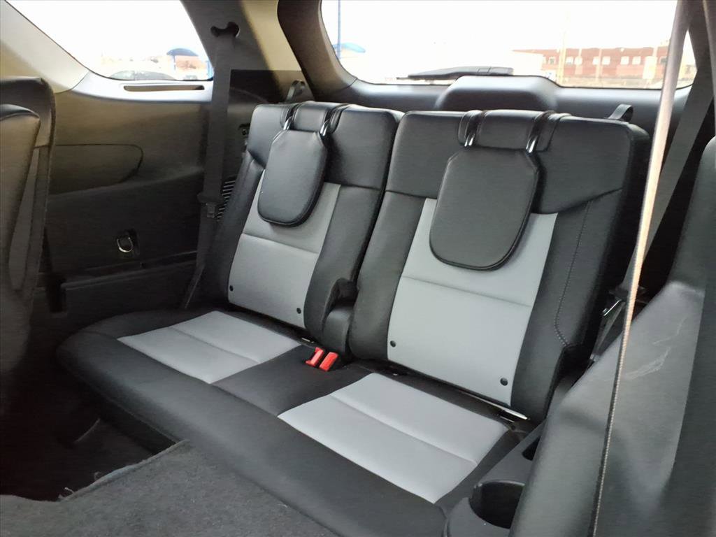 Certified 2022 Ford Explorer XLT w/ Equipment Group 202A image 11