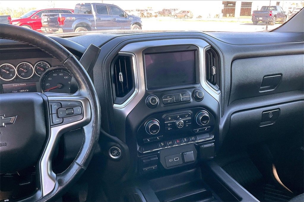 Used 2021 Chevrolet Silverado 1500 LT Trail Boss w/ Convenience Package II image 9