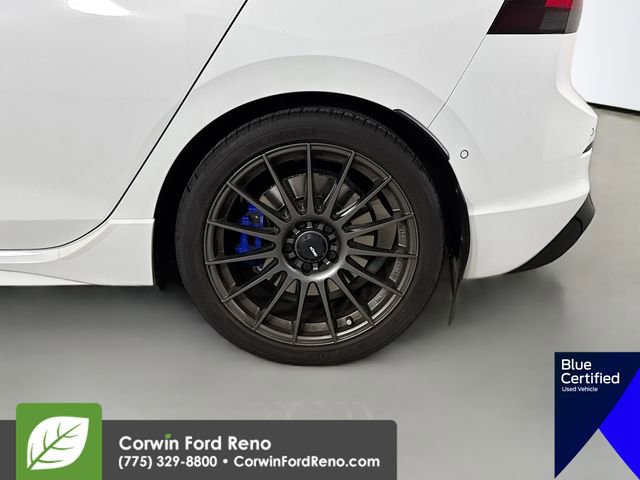 Used 2022 Volkswagen Golf R 2.0T image 35