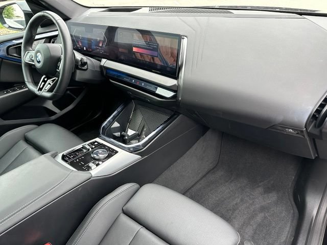 Used 2025 BMW X3 xDrive30i AWD/4WD image 8