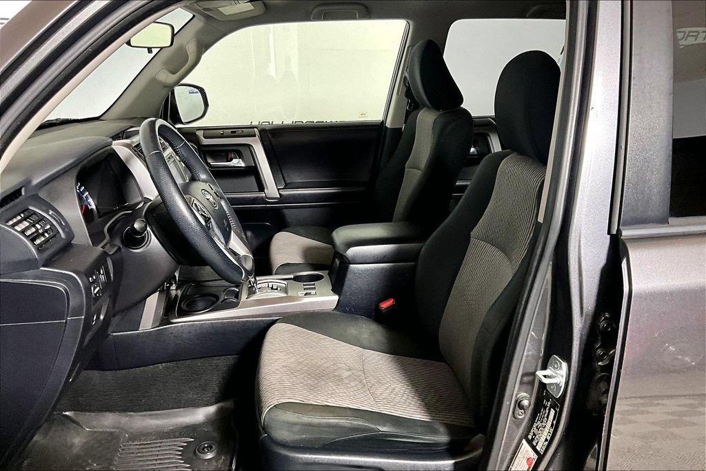 Used 2019 Toyota 4Runner SR5 RWD image 20
