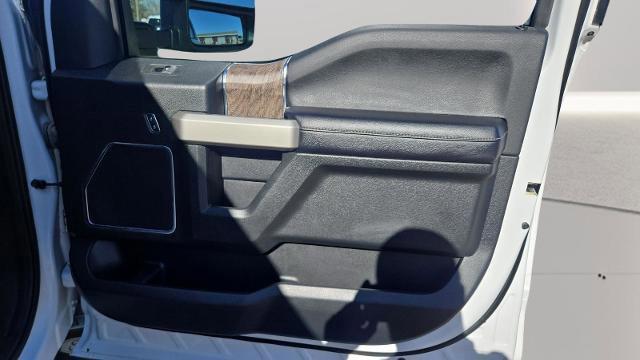 Certified 2019 Ford F250 Lariat w/ Chrome Package image 26