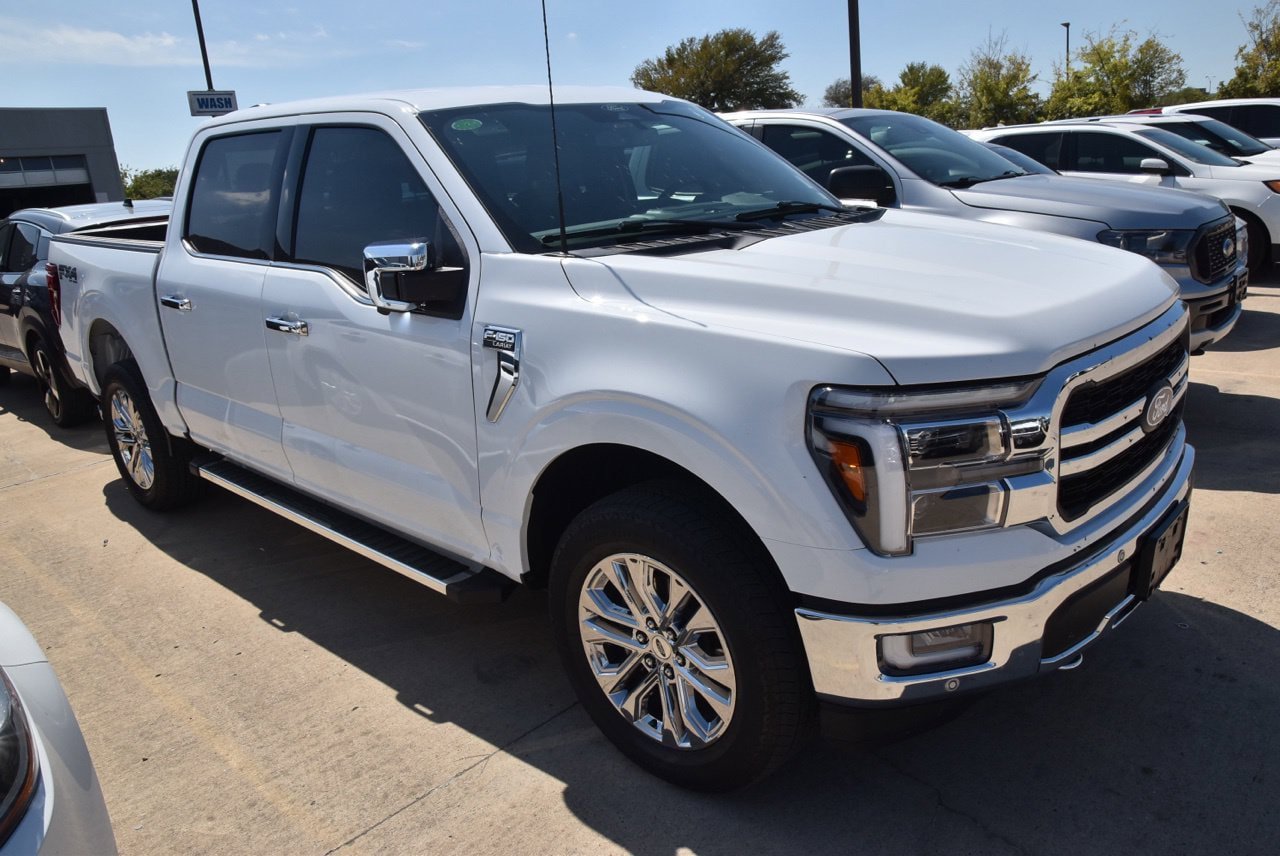 Certified 2024 Ford F150 Lariat w/ FX4 Off-Road Package AWD/4WD image 4