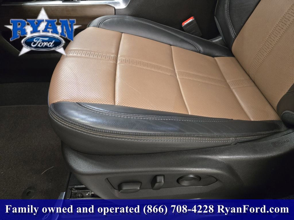 Used 2024 Chevrolet Silverado 1500 High Country w/ Technology Package image 17