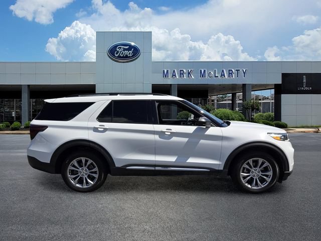 Certified 2020 Ford Explorer XLT w/ Equipment Group 202A AWD/4WD image 6