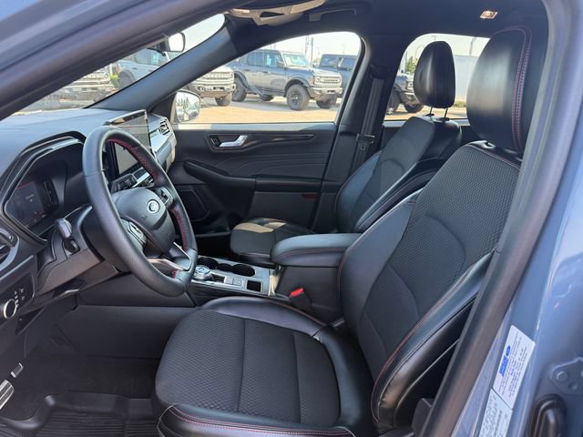 Certified 2024 Ford Escape ST-Line w/ Tech Pack #1 AWD/4WD image 6