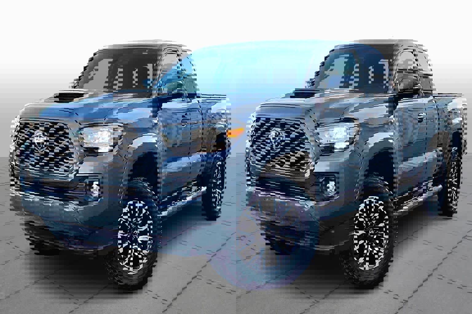 Used 2022 Toyota Tacoma TRD Sport w/ TRD Premium Sport Package image 6