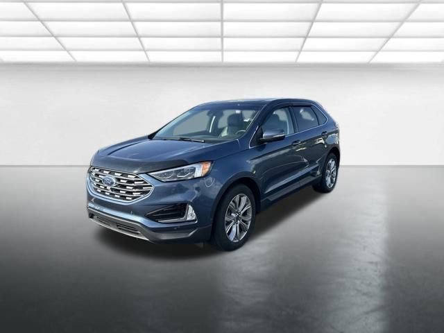 Certified 2019 Ford Edge Titanium w/ Equipment Group 301A FWD image 5