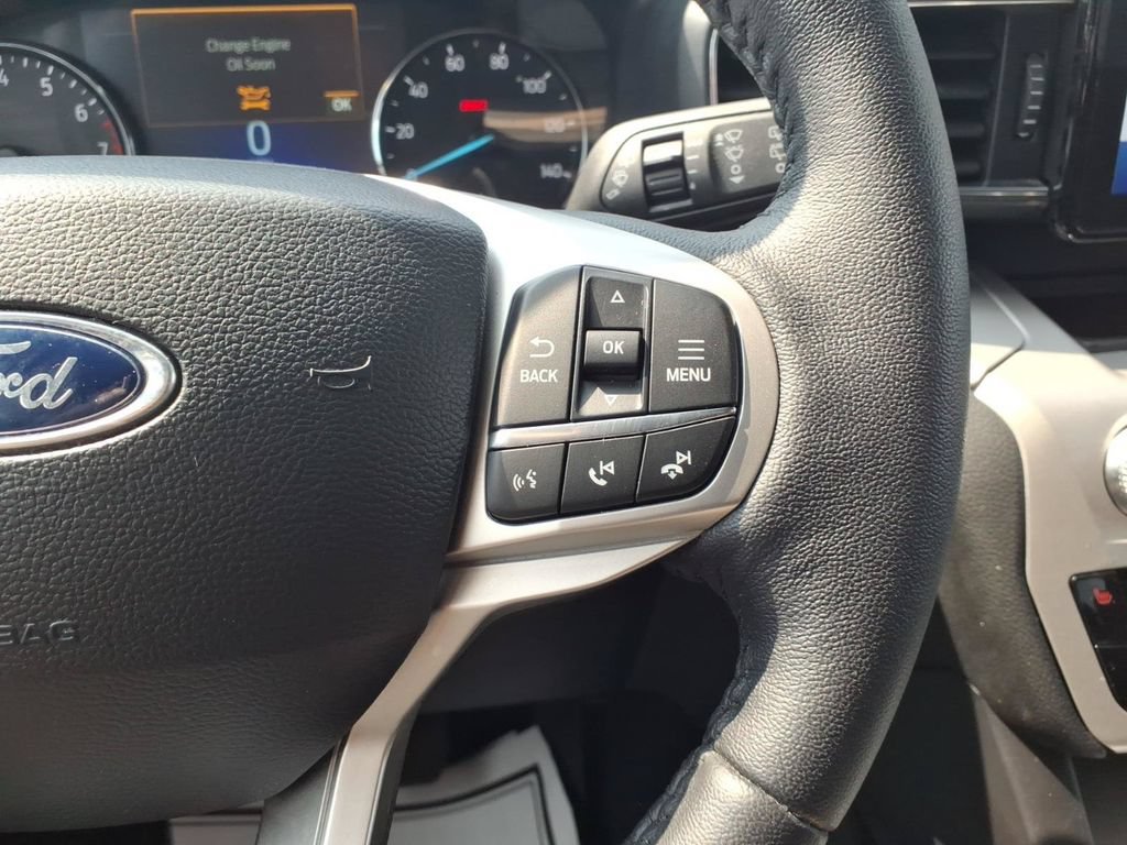 Certified 2024 Ford Explorer XLT AWD/4WD image 18