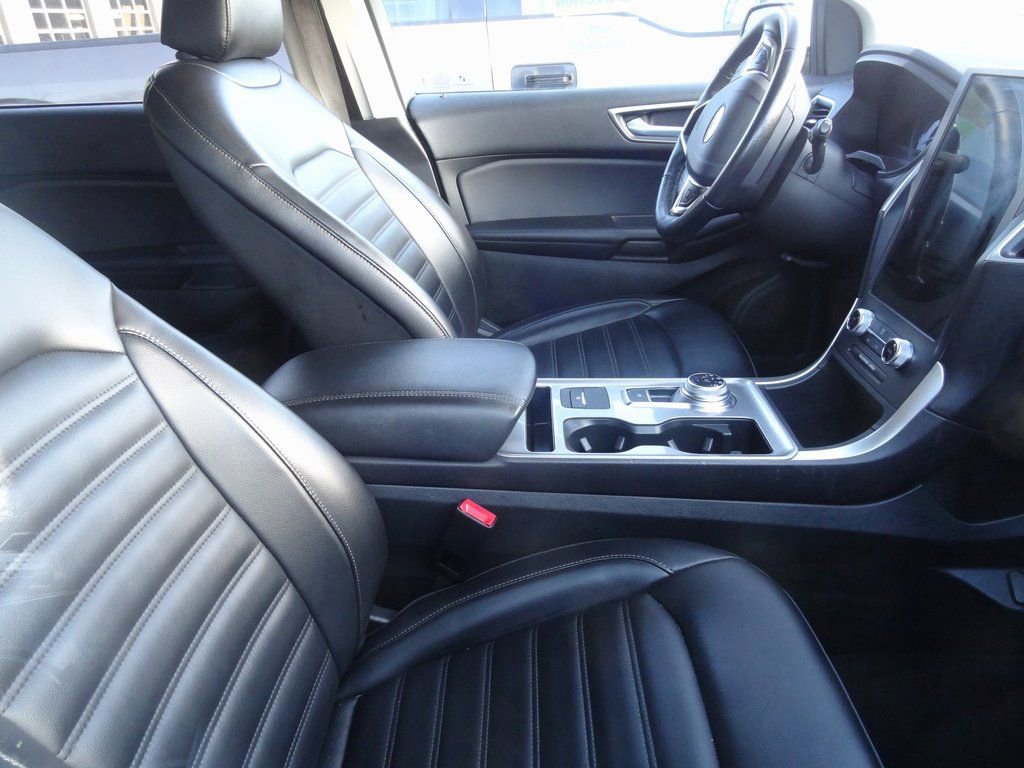 Certified 2024 Ford Edge SEL image 7