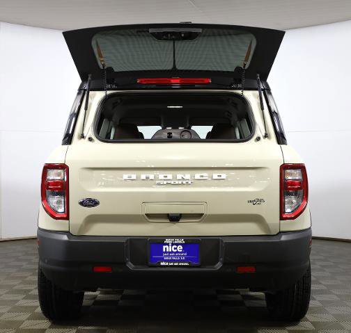 Certified 2024 Ford Bronco Sport Outer Banks w/ Tech Package AWD/4WD image 4