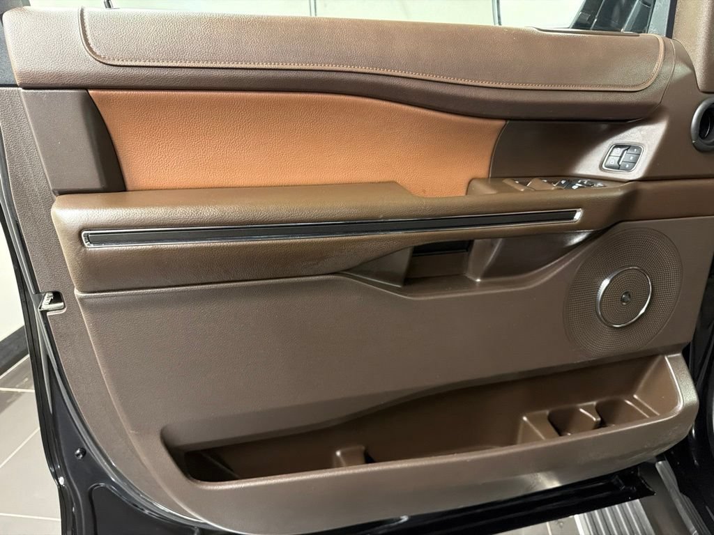 Certified 2022 Ford Expedition Max King Ranch AWD/4WD image 29