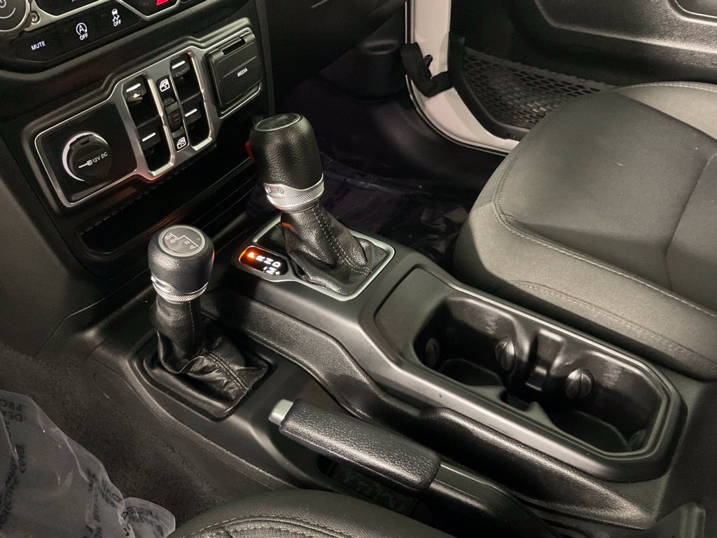 Used 2023 Jeep Wrangler Unlimited Sport AWD/4WD image 19